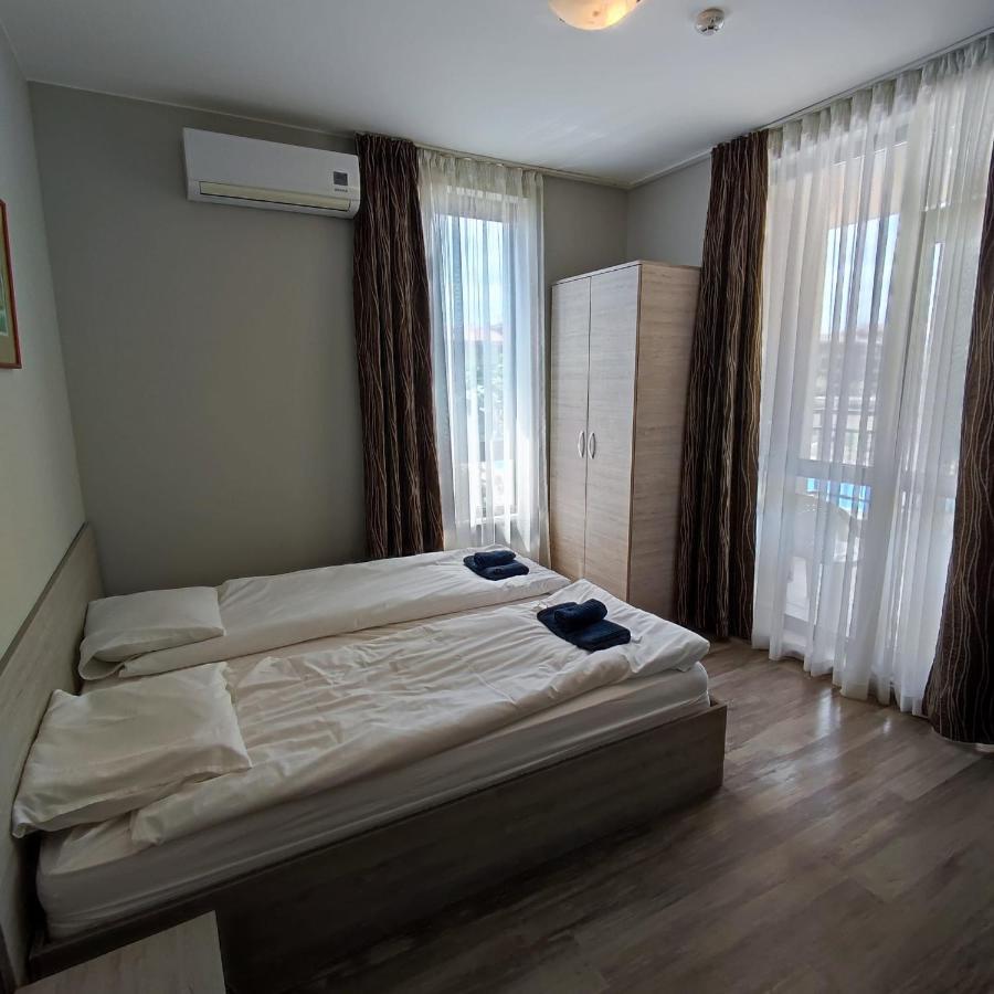 Sorrento Sole Mare - Apartments By The Beach Sveti Vlas Buitenkant foto