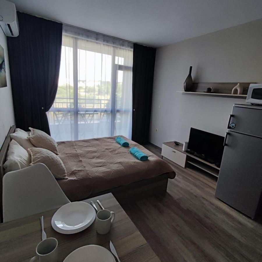 Sorrento Sole Mare - Apartments By The Beach Sveti Vlas Buitenkant foto