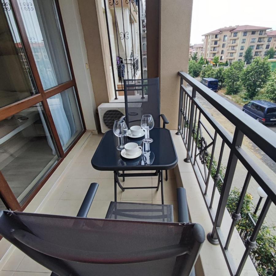 Sorrento Sole Mare - Apartments By The Beach Sveti Vlas Buitenkant foto