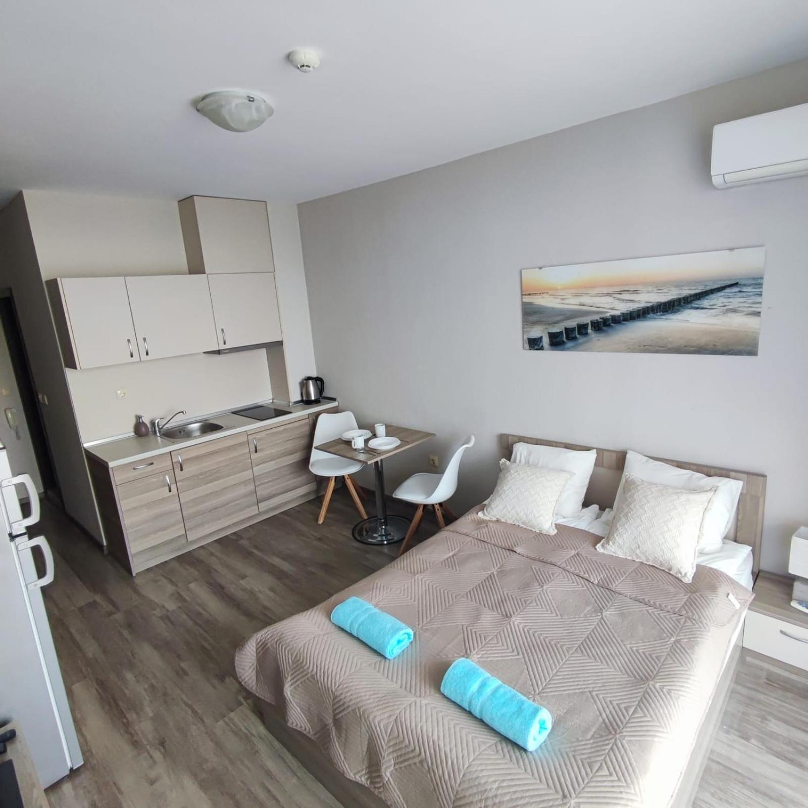 Sorrento Sole Mare - Apartments By The Beach Sveti Vlas Buitenkant foto